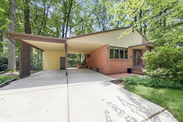 1300 Grinnell Rd, Wilmington