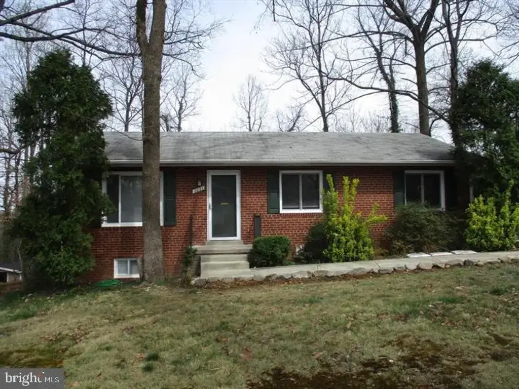 2237 Highland Ave, FALLS CHURCH