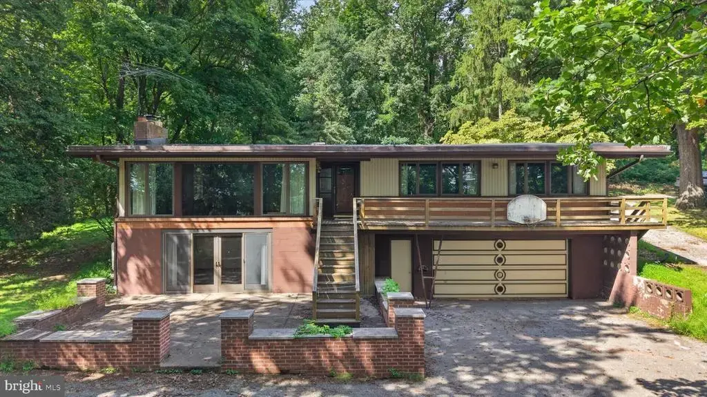1985 Ridgewood Rd, YORK