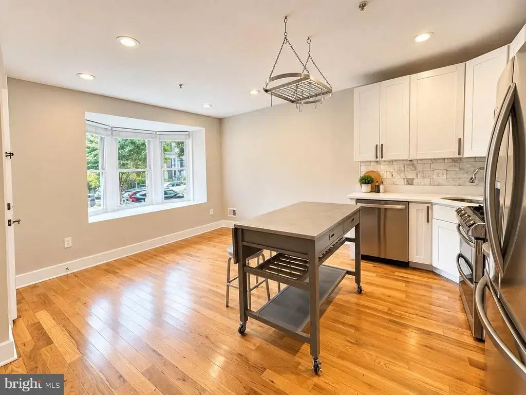1224 Holbrook St Ne #1, WASHINGTON