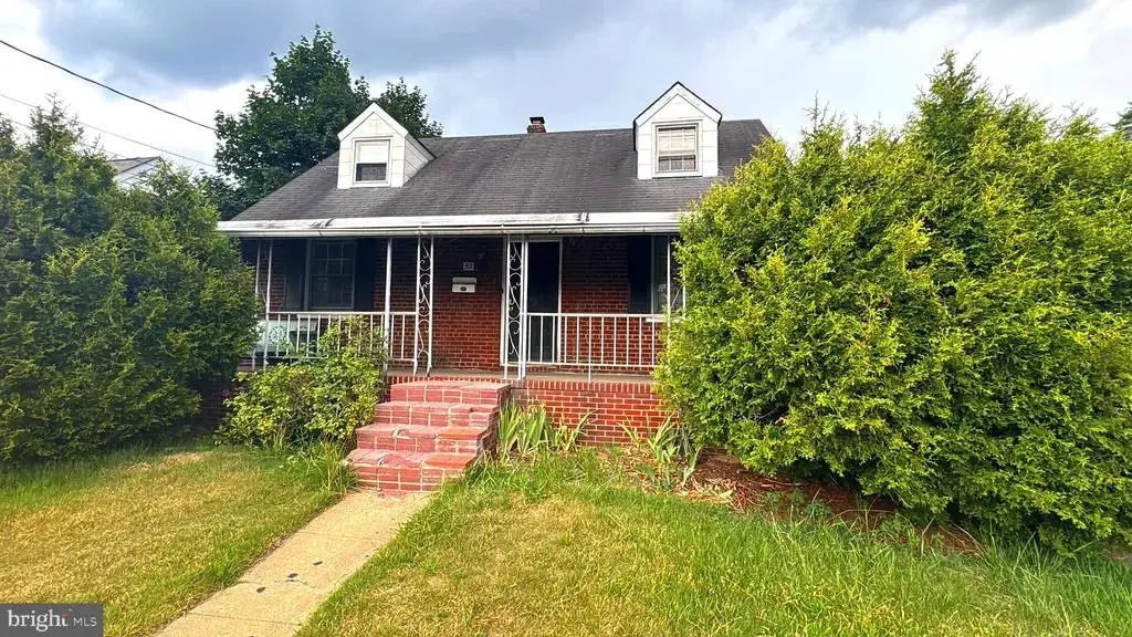52 Caroline Ave, HAMILTON
