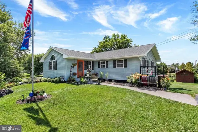 667 Grant Dr, Gettysburg