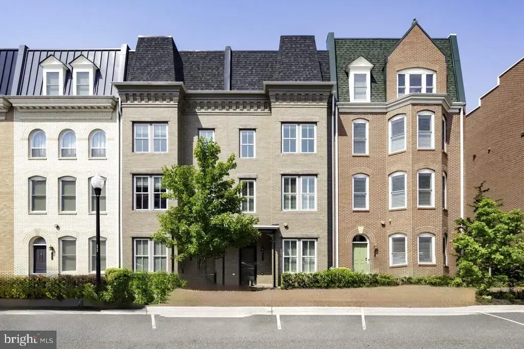 2216 Main Line Blvd, ALEXANDRIA