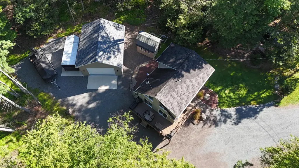 1008 Canoochee Ct, LAKE ARIEL