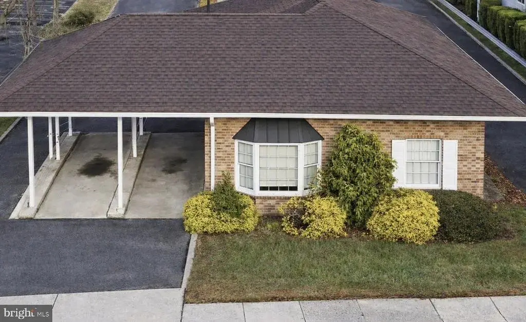 300 White Horse Pike, ABSECON