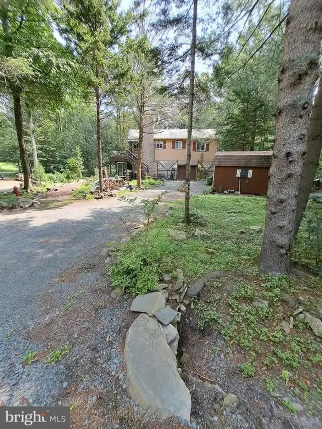 104 Spyglass Hill Rd, TOBYHANNA