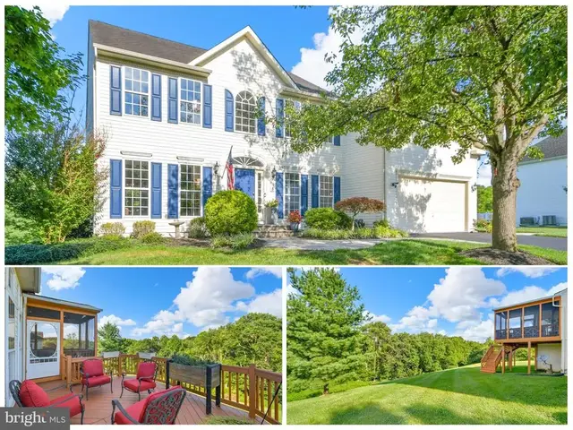 8 N Pointe Ter, Middletown