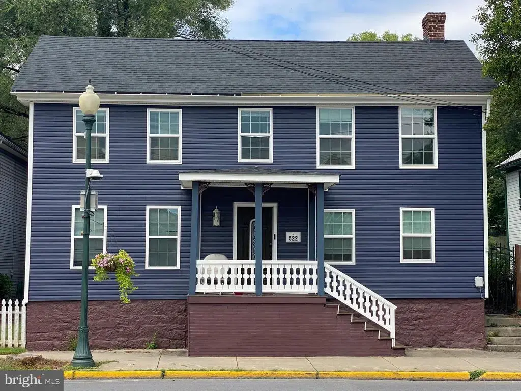 522 W King St, MARTINSBURG