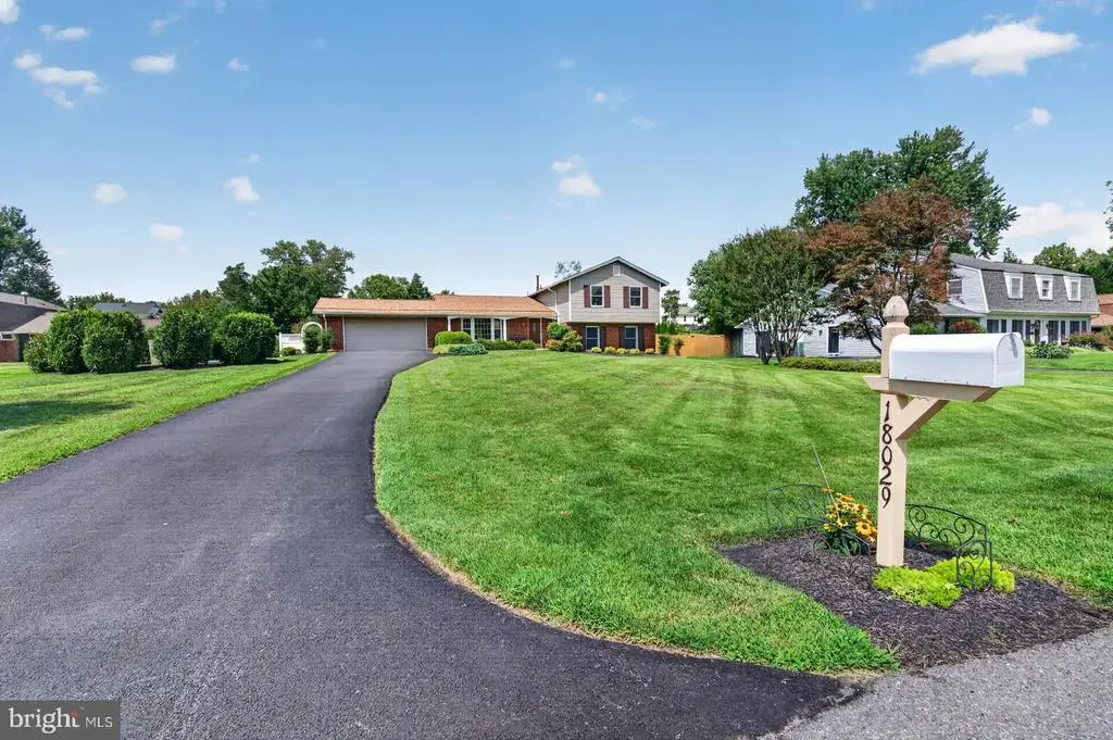 18029 Lafayette Dr, OLNEY