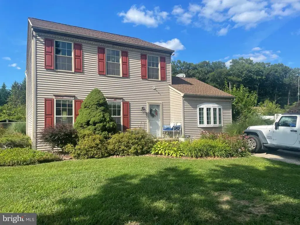 111 Morningside Dr, RED LION