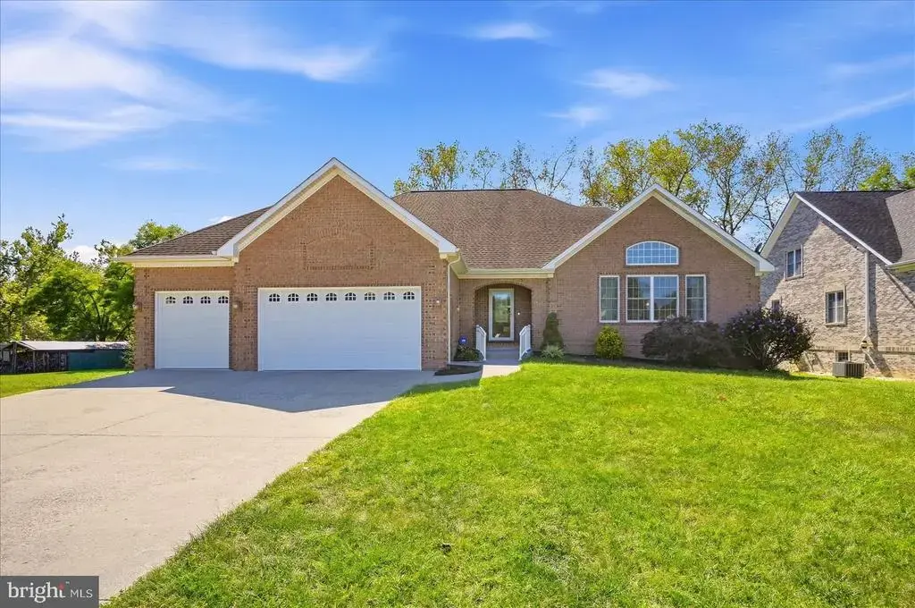 1748 Handley Ave, WINCHESTER