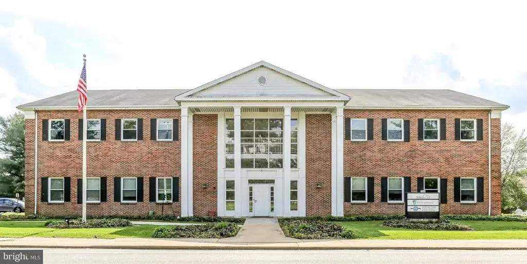 704 Lisburn Rd #204, CAMP HILL