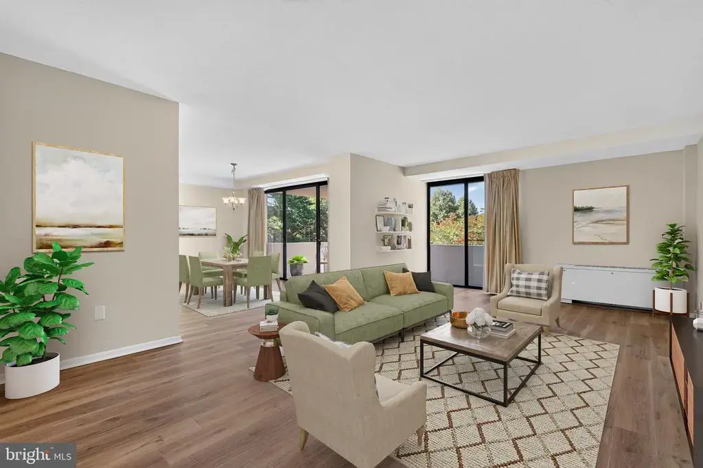 4141 N Henderson Rd #210, ARLINGTON