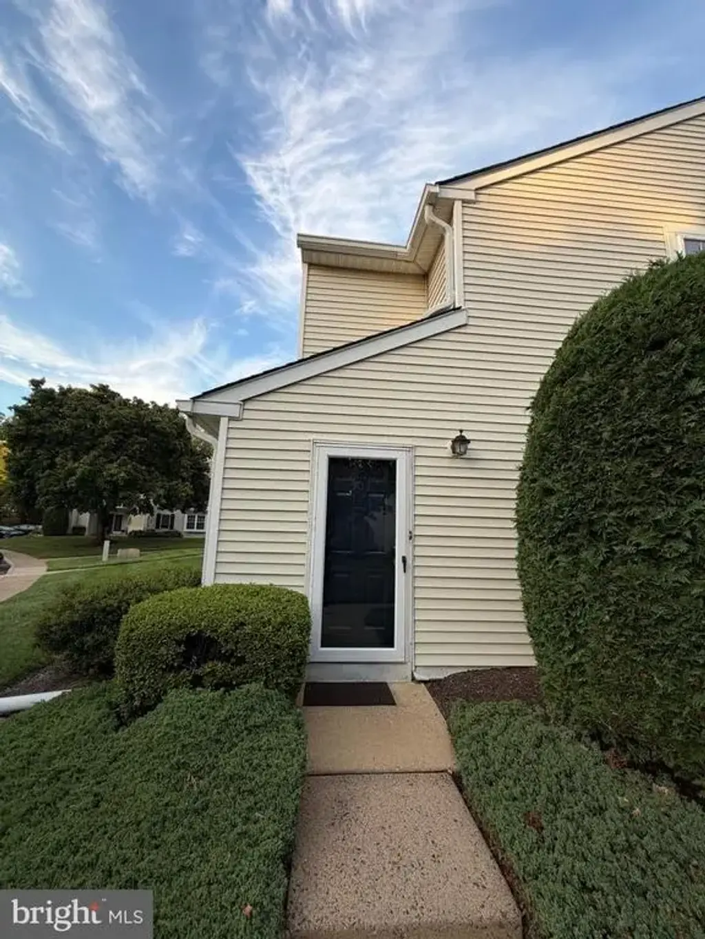 504 Steamboat Sta, SOUTHAMPTON