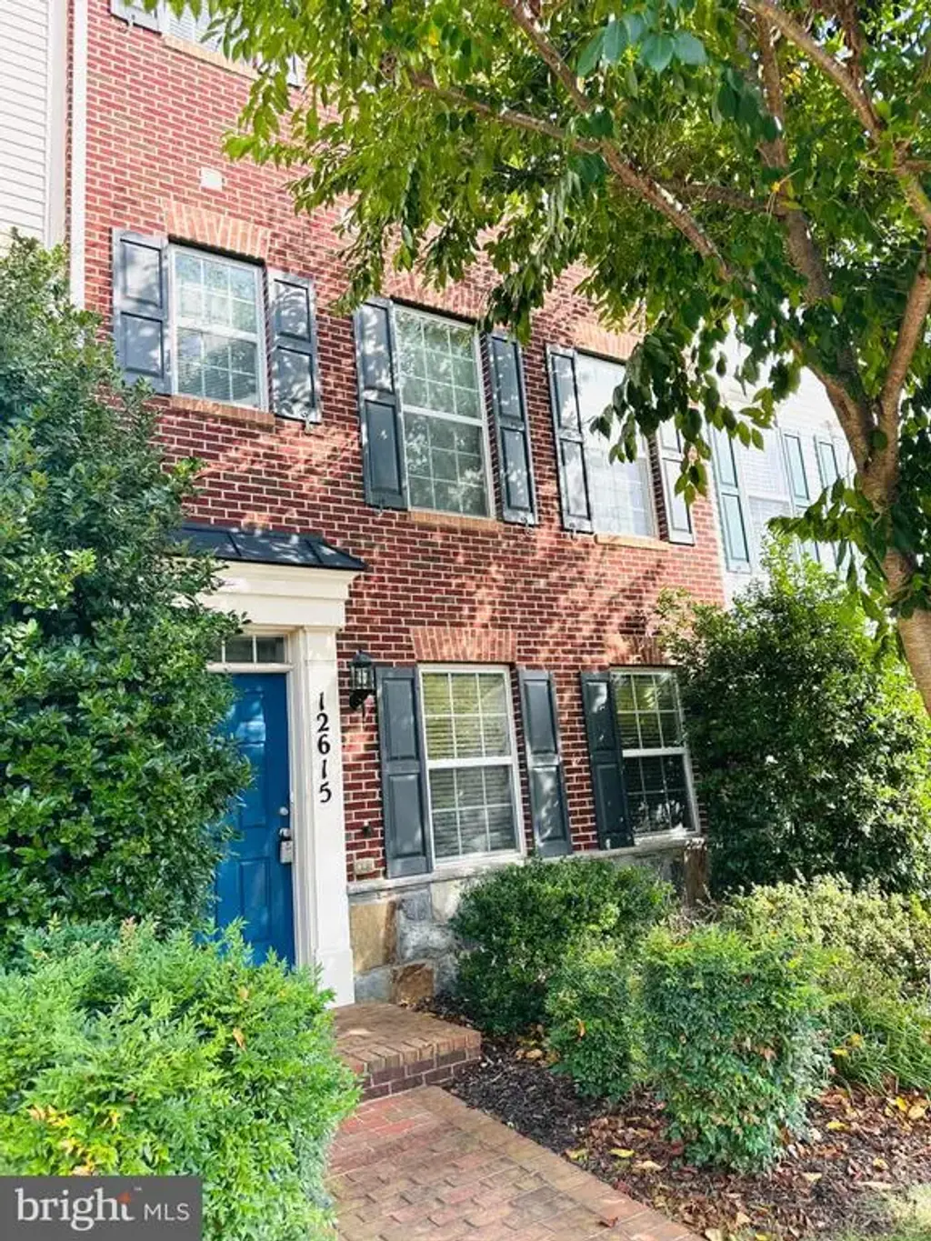 12615 Horseshoe Bend Cir, CLARKSBURG