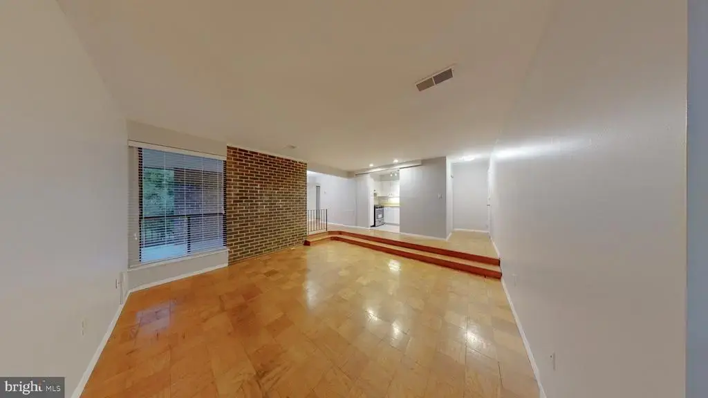 9806 Georgia Ave #302, SILVER SPRING