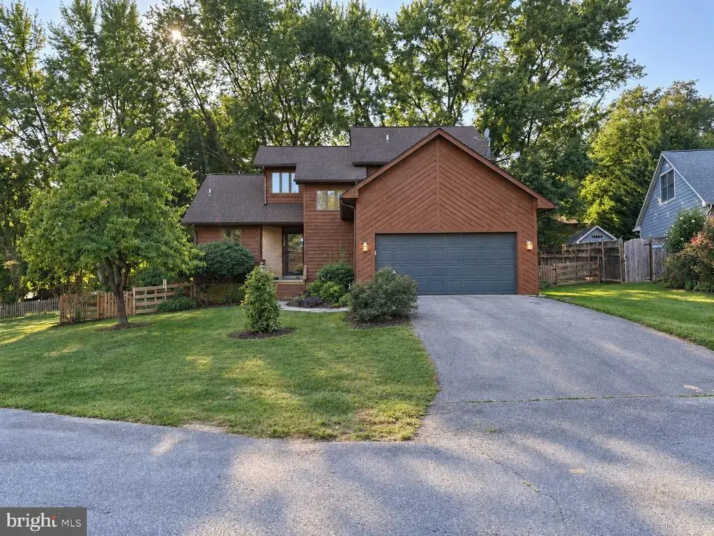 10390 Fox Meadow Cir, NEW MARKET