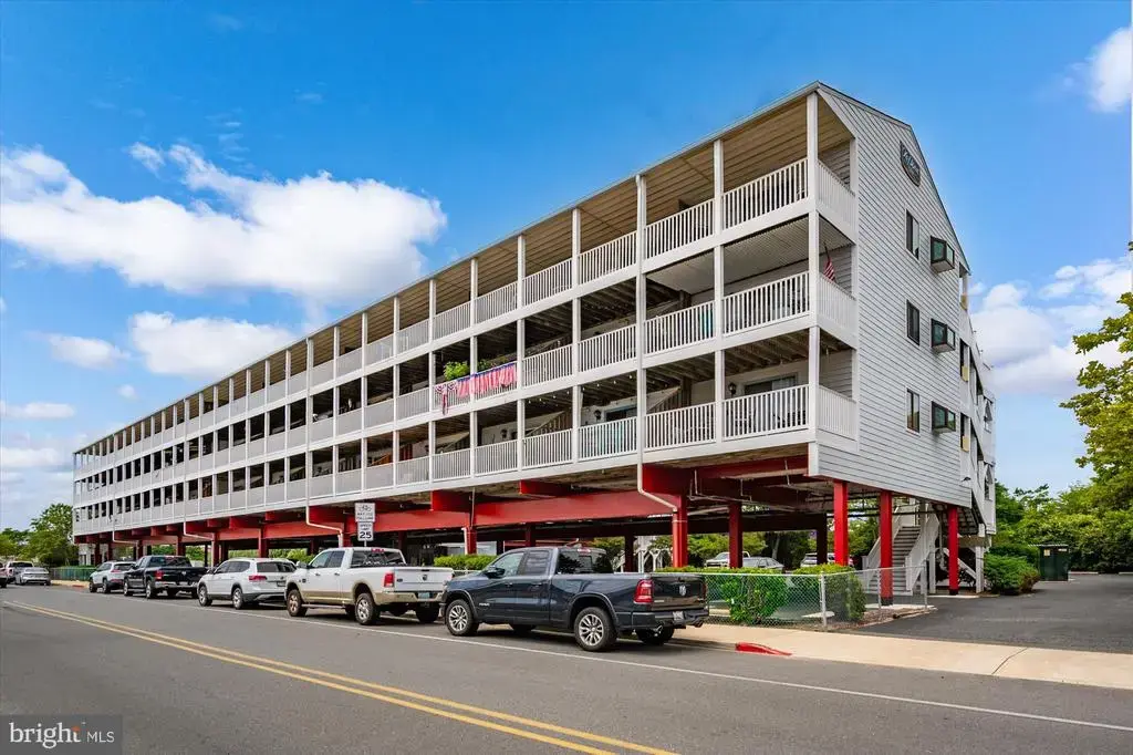 300 Robin Dr #219, OCEAN CITY