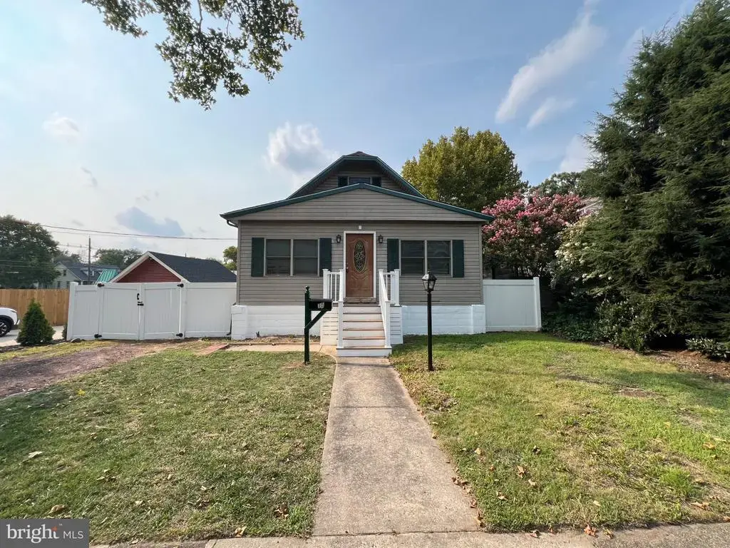 15 E Charles St, PALMYRA