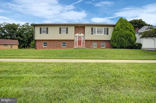 517 N N Morris Street, Shippensburg
