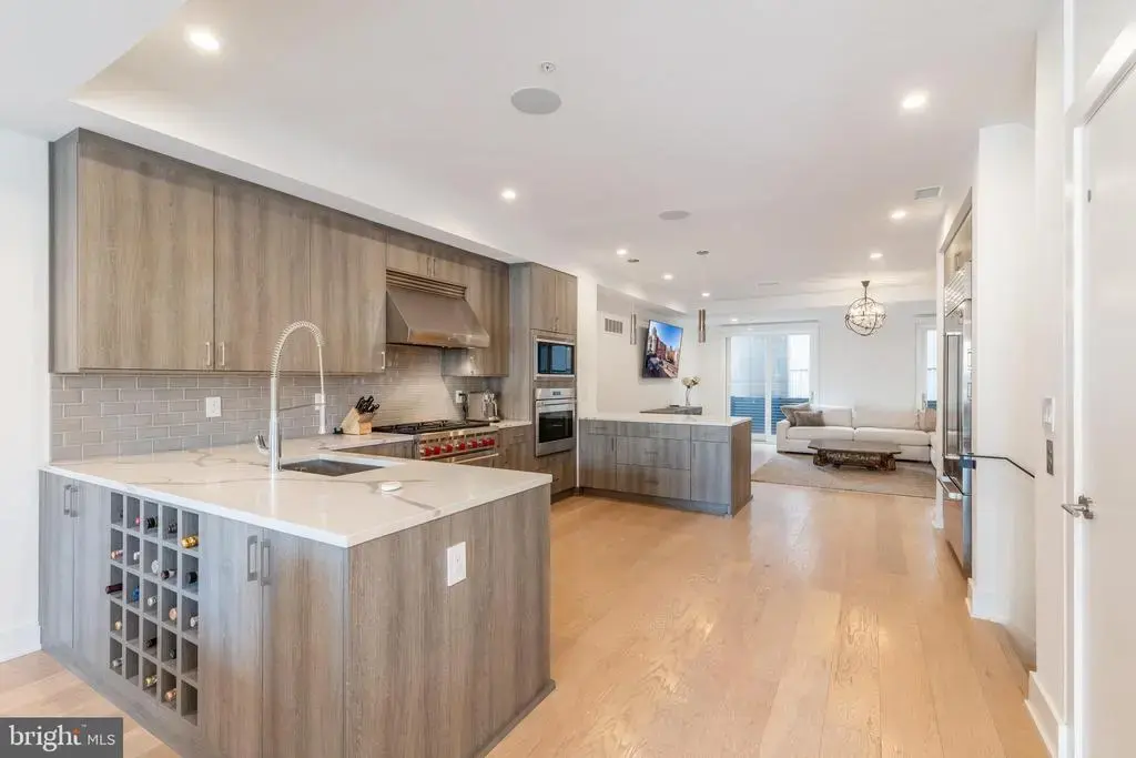 141 S Hancock St, PHILADELPHIA