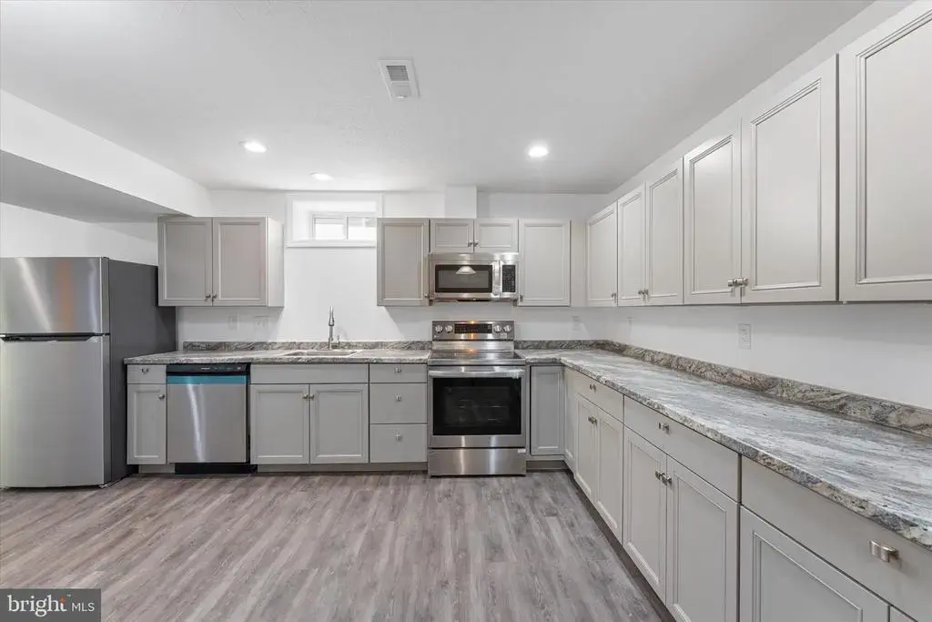 217 Bridgewater Drive, STEPHENS CITY