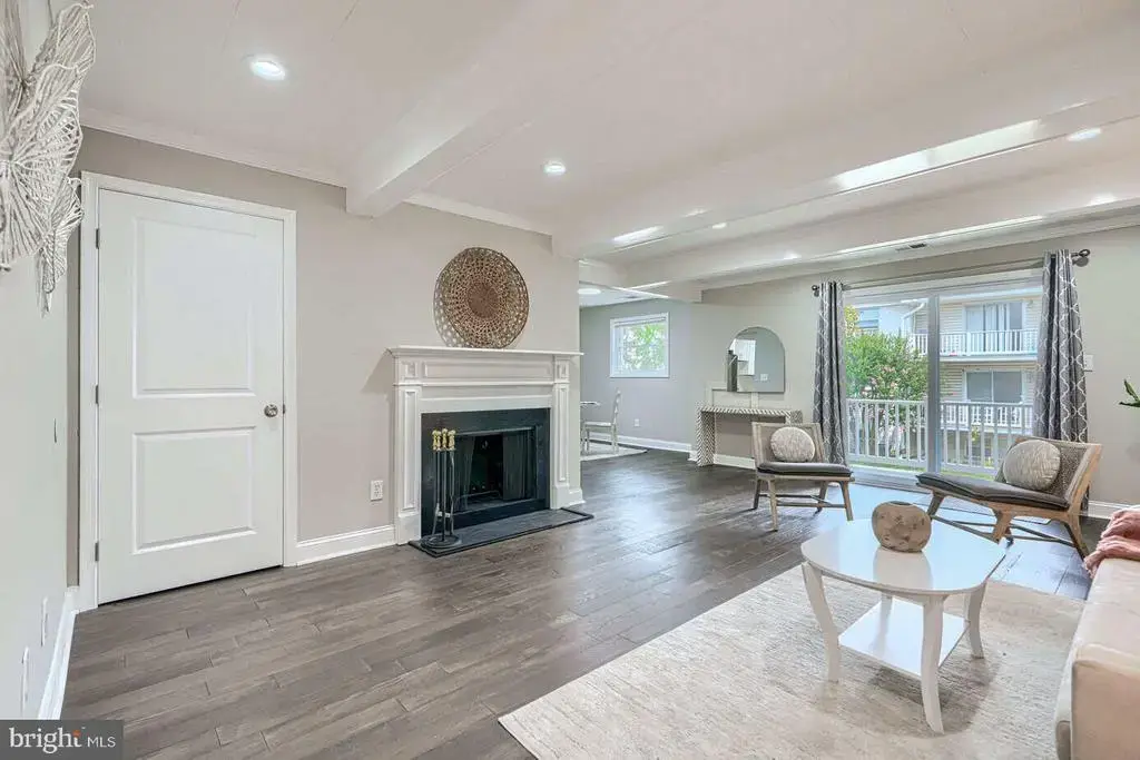 12 Warren Lodge Ct #1-b, COCKEYSVILLE