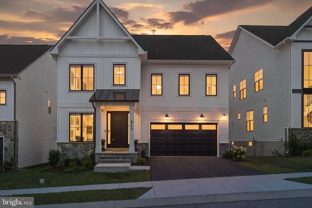 8776 Walnut Bottom Ln, FREDERICK