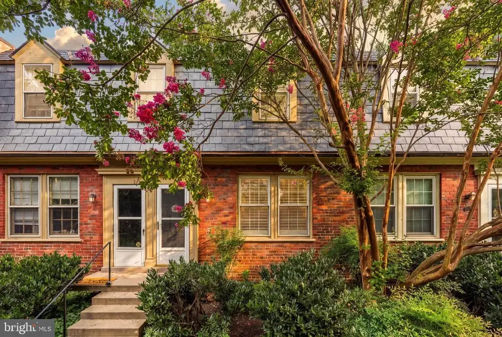 1401 S Edgewood St #500, ARLINGTON