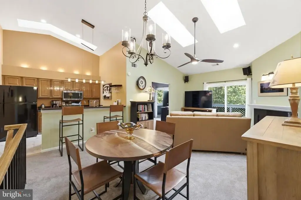 12935-c Grays Pointe Rd #12935c, FAIRFAX