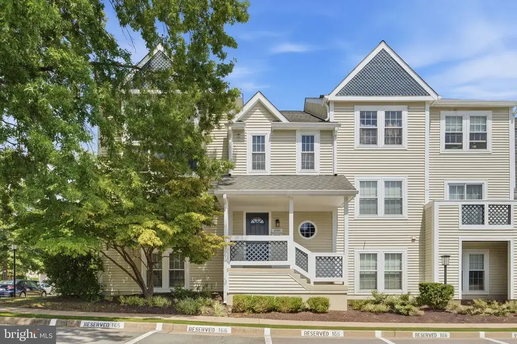 12935 Grays Pointe Rd #12935c, FAIRFAX