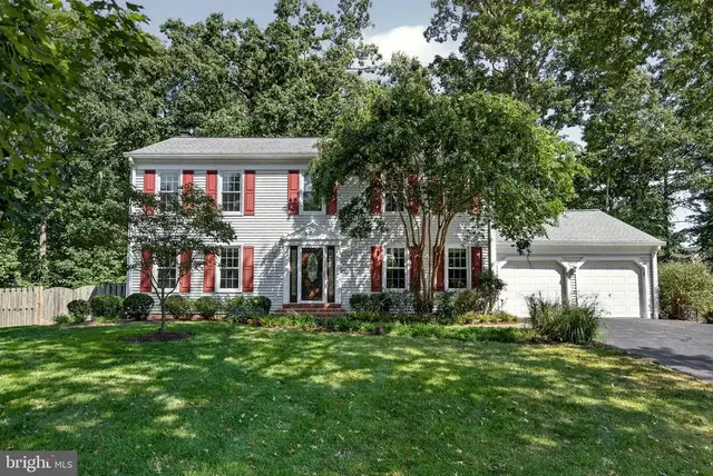 6200 Maple Run Ct, Clifton