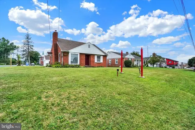 2260 Carlisle Rd, York