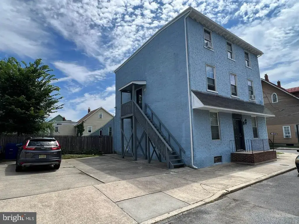 39 Buttonwood St #b, MOUNT HOLLY
