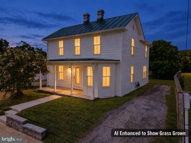 5285 Germain St, Stephens City
