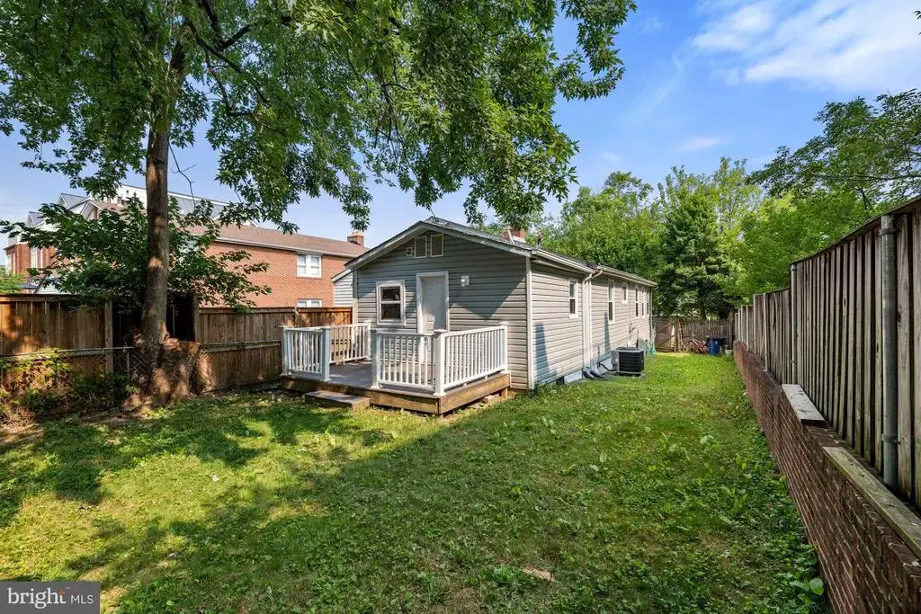 109 E Reed Ave #1/2, ALEXANDRIA