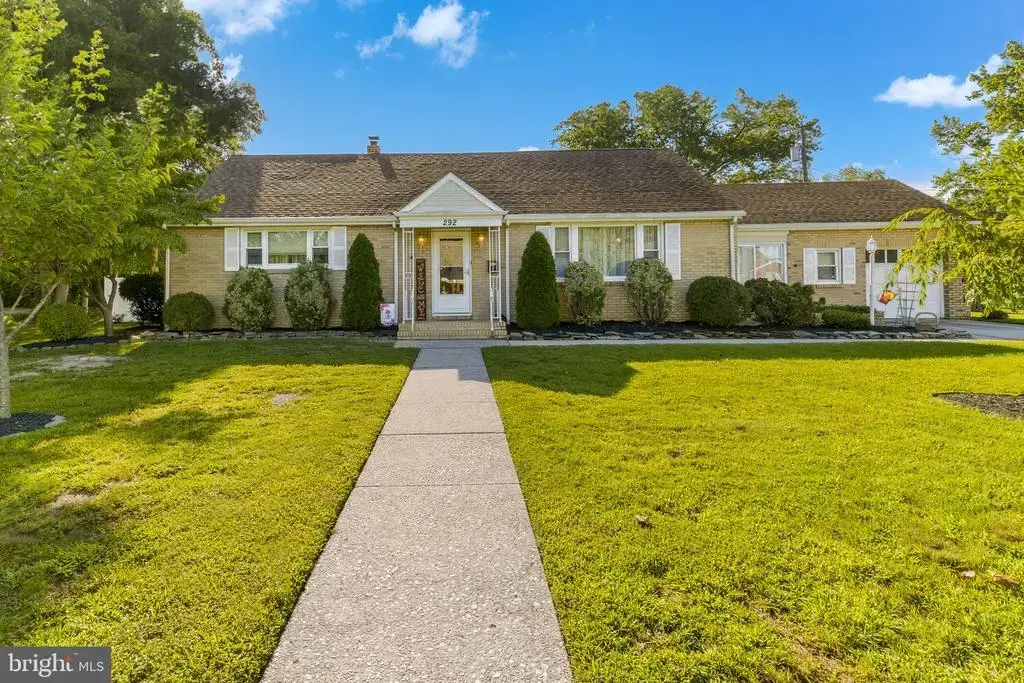 292 Hamilton Ave, PENNSVILLE