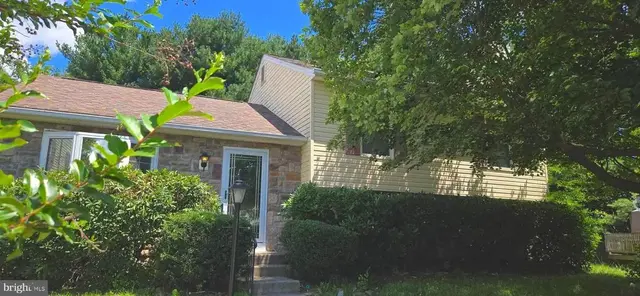 729 Rainbow Ct, Edgewood