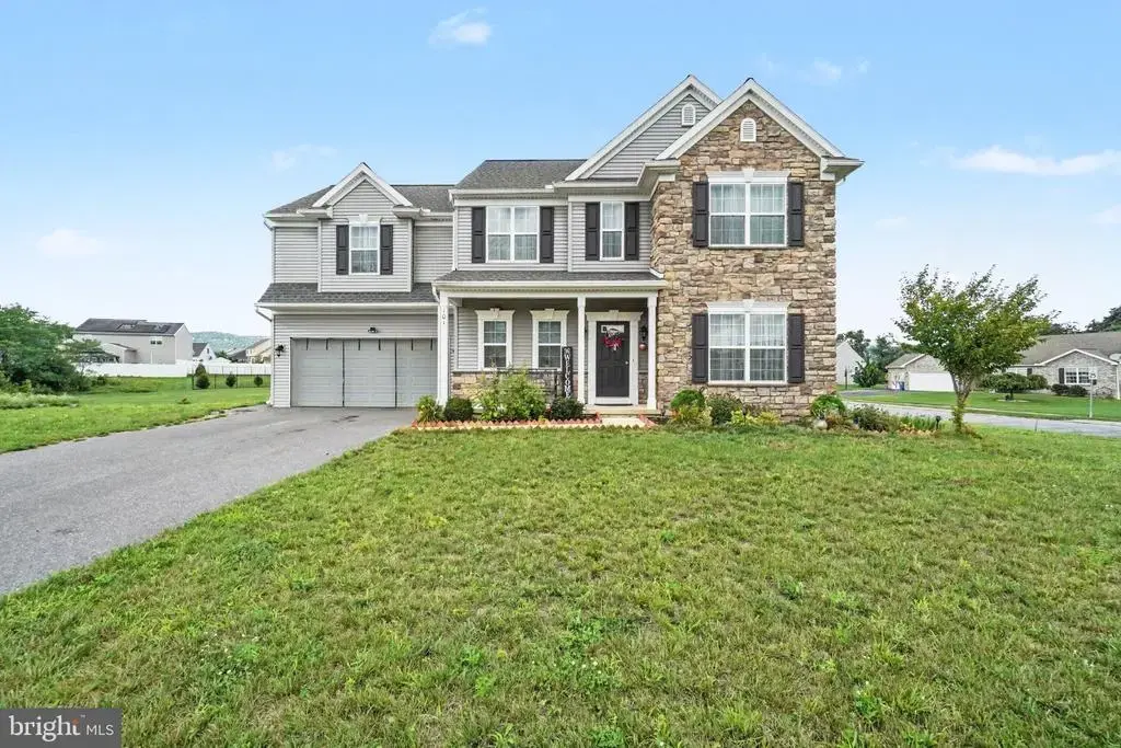 101 Blue Mountain Blvd, CARLISLE