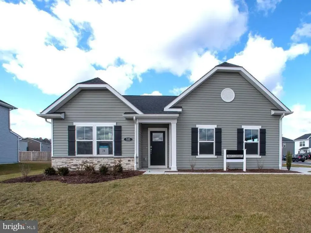 535 Hall Dr, GEORGETOWN