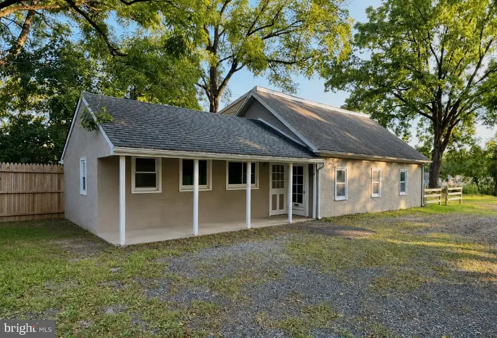 464 N Broad St #4 - Cottage, DOYLESTOWN