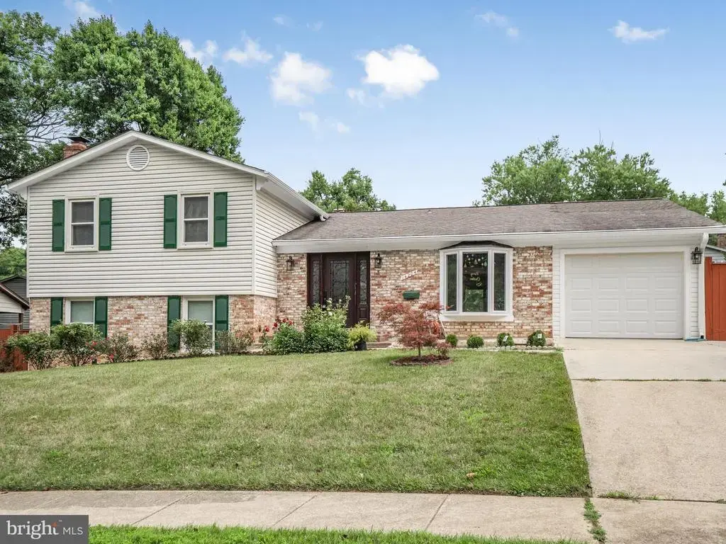 14204 Woodcrest Dr, ROCKVILLE