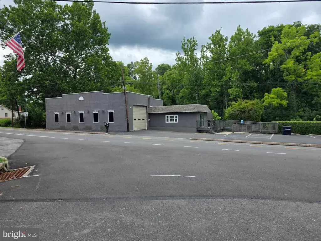 140 Gravel Pike, GREEN LANE