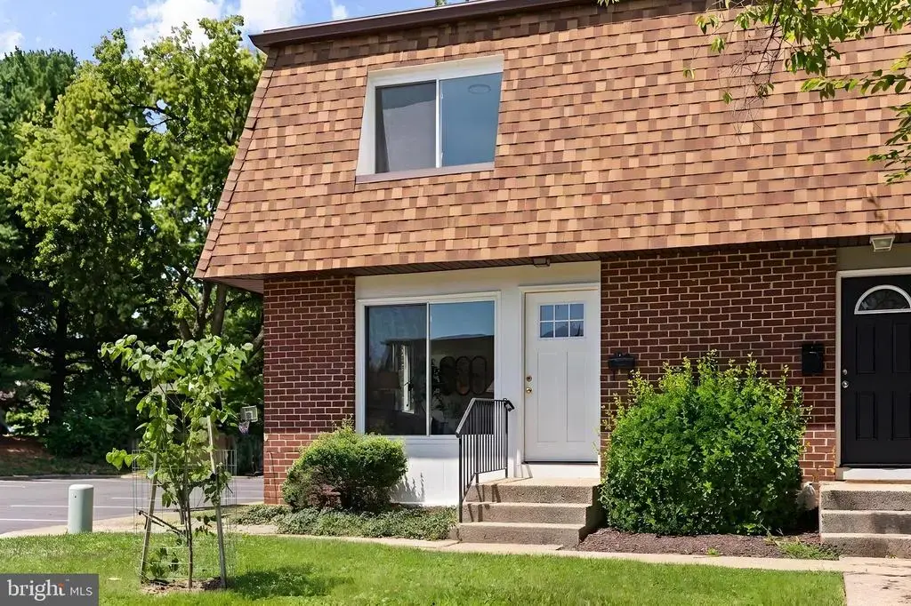 505 Carrollton Dr #17, FREDERICK