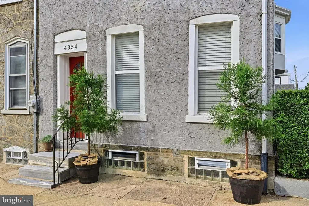 4354 Dexter St, PHILADELPHIA