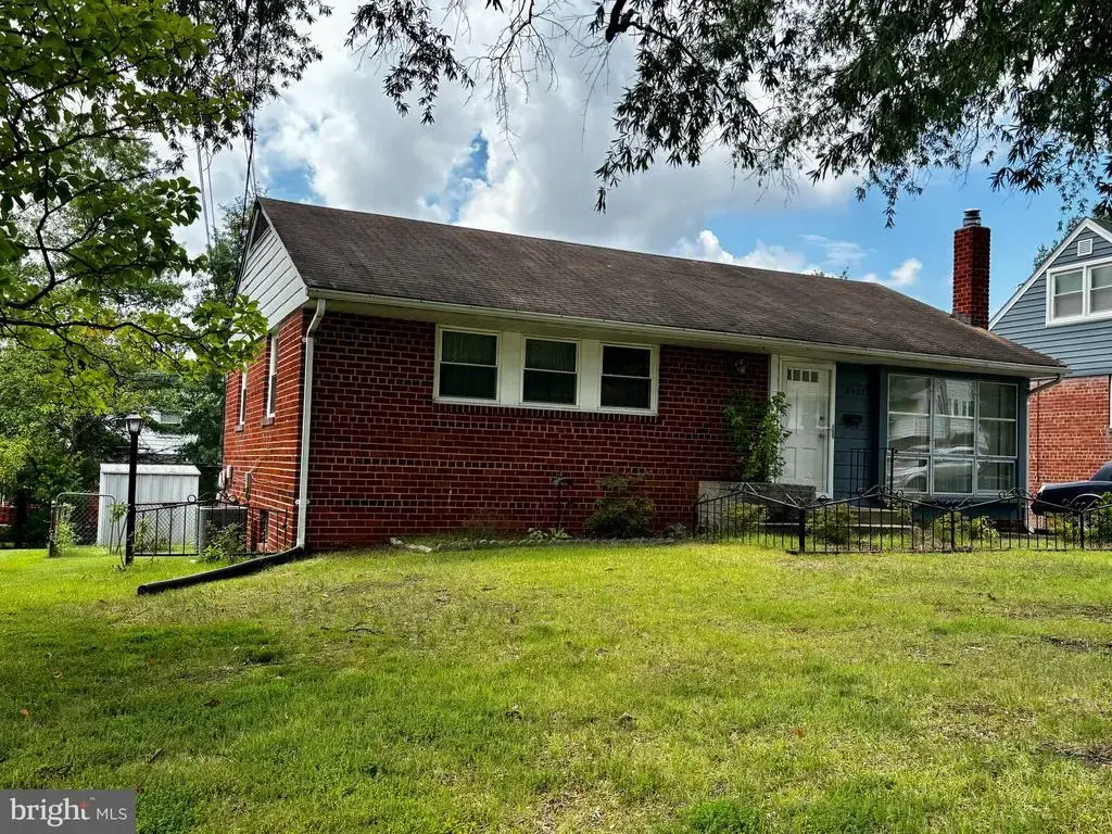 8407 Quintana St, HYATTSVILLE
