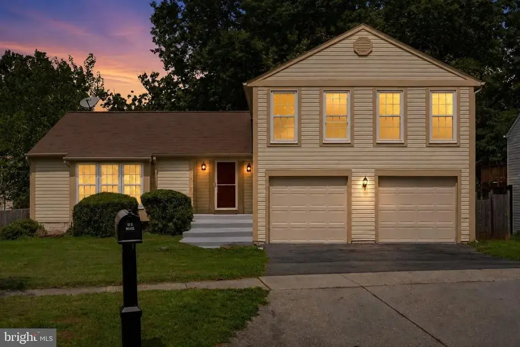 18007 Silver Leaf Dr, GAITHERSBURG