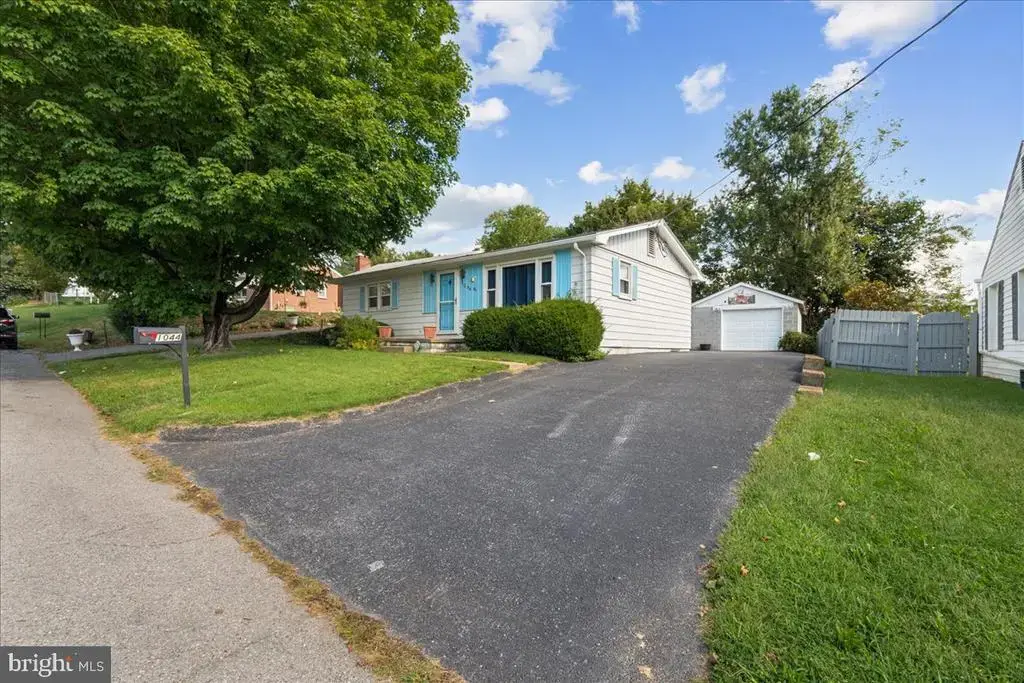 1044 Mount Aetna Rd, HAGERSTOWN