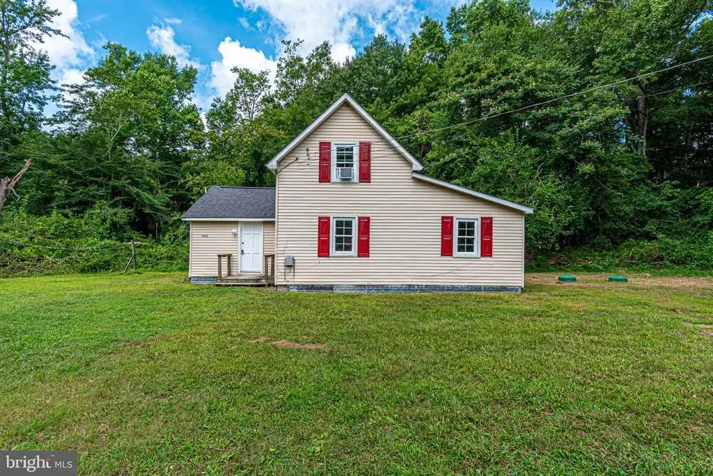 7676 Maple St, PITTSVILLE