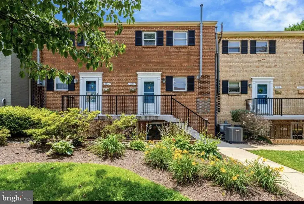 5934 Mayflower Ct, ALEXANDRIA